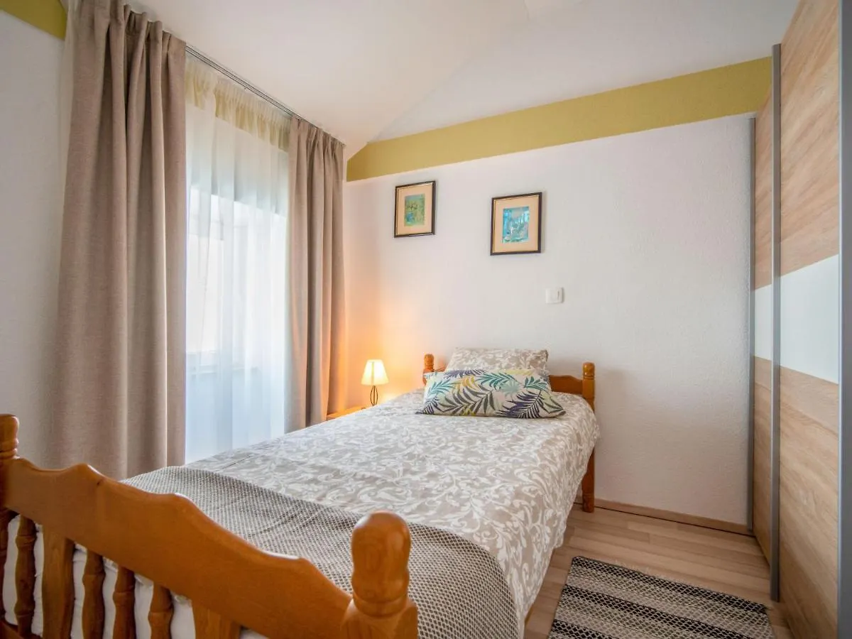 Holiday Home Veli By Interhome Veli Brgud 0*,