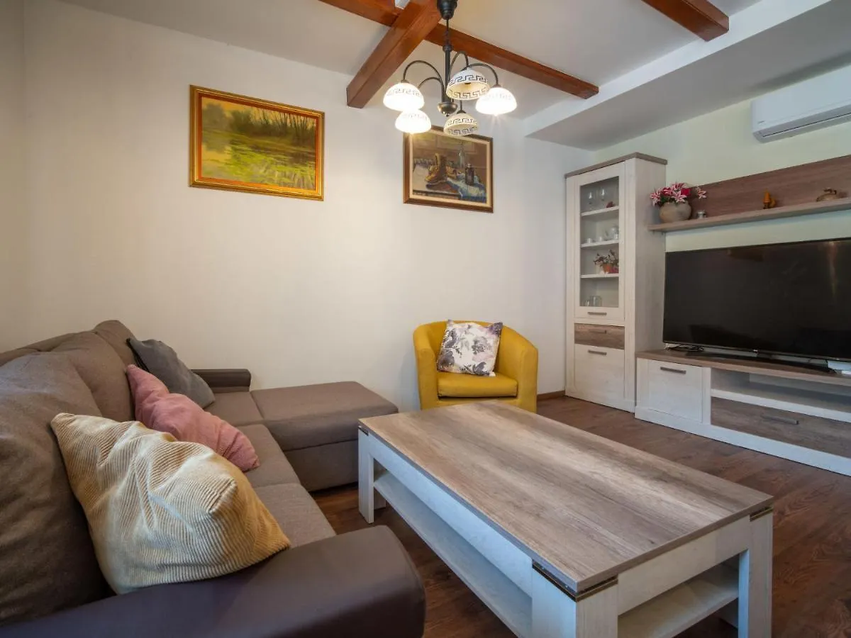 Holiday Home Veli By Interhome Veli Brgud